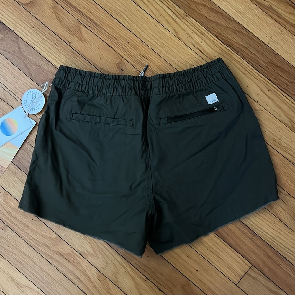 NWT Vuori Vintage Ripstop Short Women’s Small - Picture 4 of 7